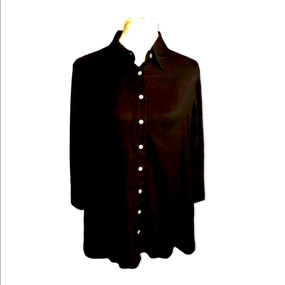 Black basic button up career wear Soft Surroundings black button down hi low shi